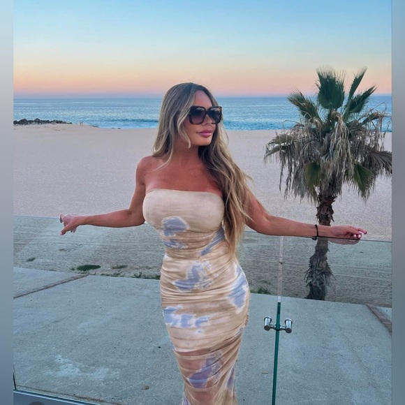 Tika's Closet! 🦋 - Picture 2 of 13